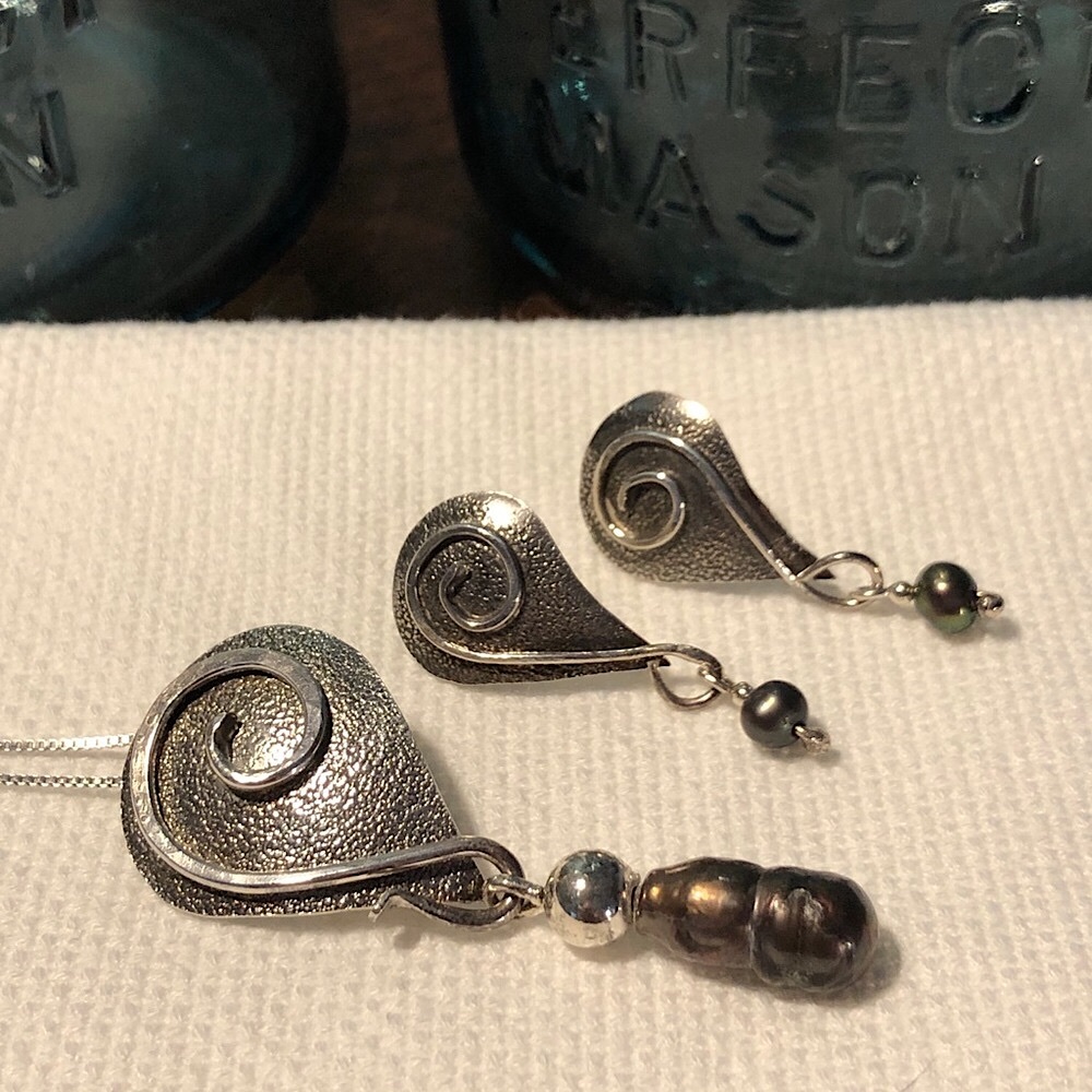 Sterling Modernist Spiral & Pearl Necklace Set 925 Artisan EUC Italy 18” Chain